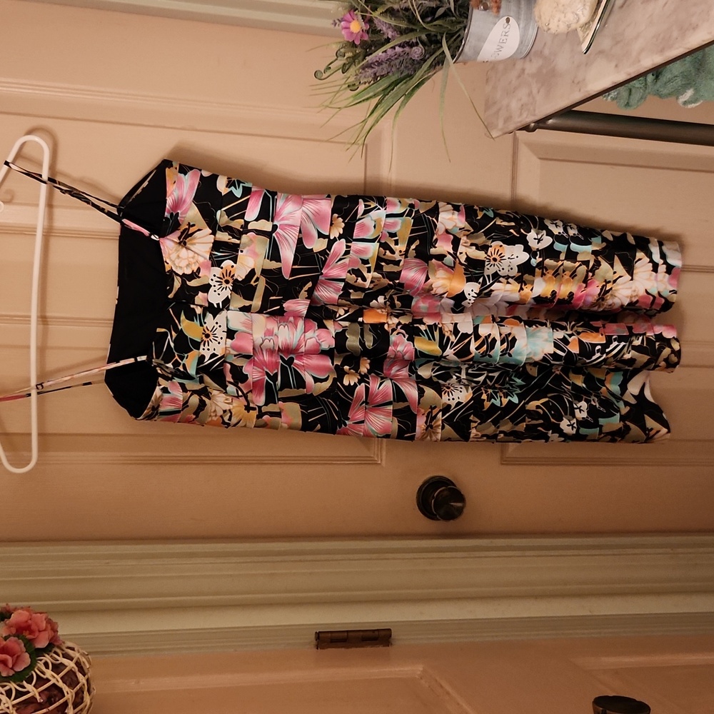 VINTAGE COCKTAIL DRESS - Picture 2 of 5
